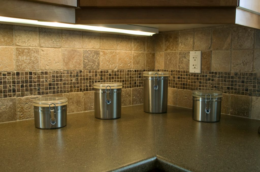 Greenford Kitchen Renovation - All Canadian Renovations Ltd. - Bathroom Renovations - Winnipeg - Manitoba