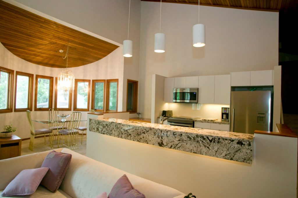 Elmhurst - Kitchen Renovations Winnipeg - All Canadian Renovations Ltd.