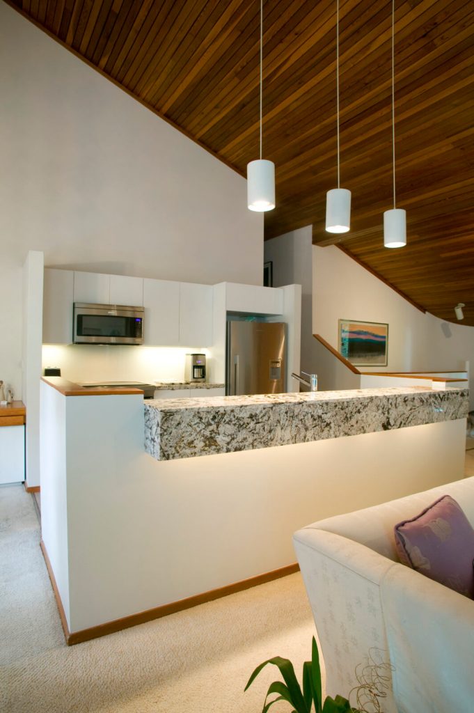Elmhurst - Kitchen Renovations Winnipeg - All Canadian Renovations Ltd.