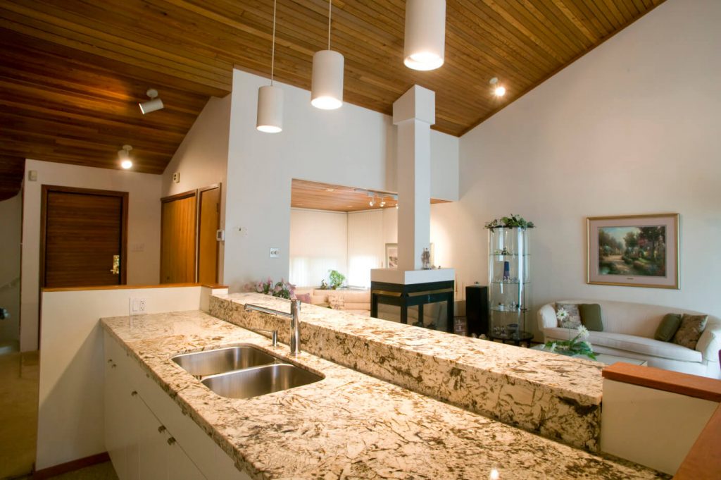 Elmhurst - Kitchen Renovations Winnipeg - All Canadian Renovations Ltd.