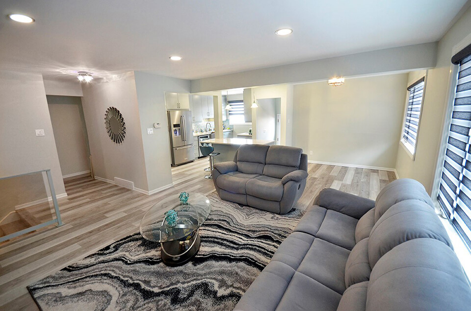 Columbus Crescent - Main Floor Renovations Winnipeg - Winnipeg Kitchen Renovations - All Canadian Renovations Ltd.