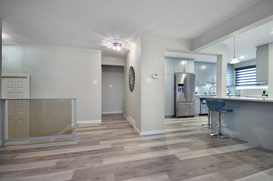 Columbus Crescent - Main Floor Renovations Winnipeg - Winnipeg Kitchen Renovations - All Canadian Renovations Ltd.