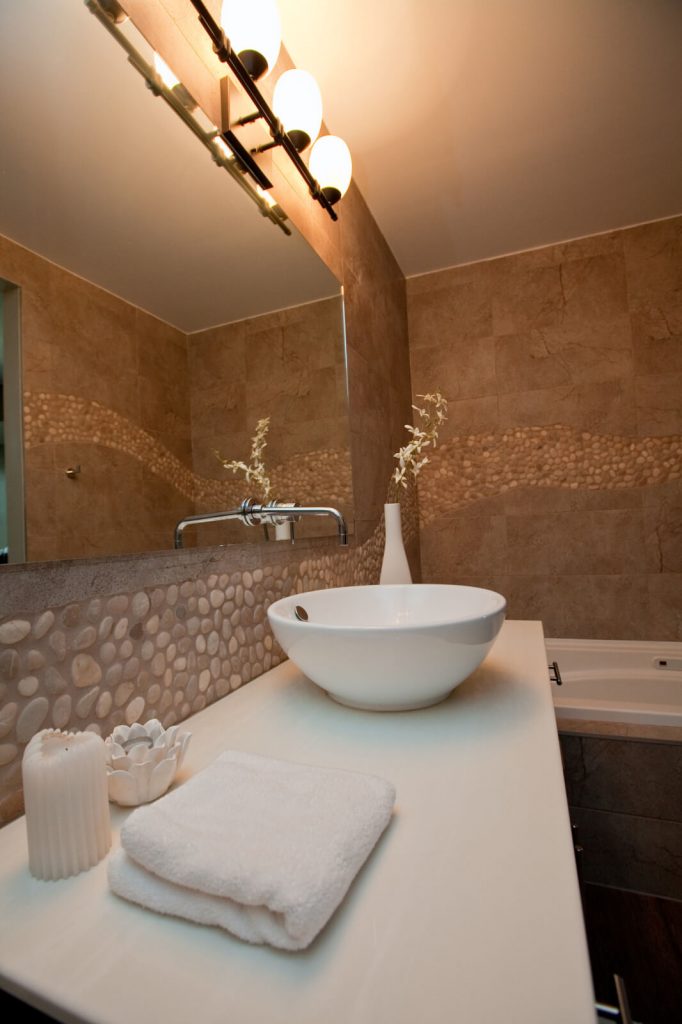 Hamilton Meadows Bathroom Renovation - All Canadian Renovations Ltd. - Bathroom Renovations Winnipeg, Manitoba