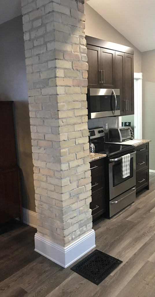 brick pillar Kitchen Renovation - Winnipeg Kitchen Renovations - All Canadian Renovations Ltd.