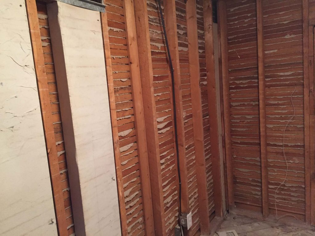 Amhearst - All Canadian Renovations Ltd. - Kitchen Renovations Winnipeg, Manitoba